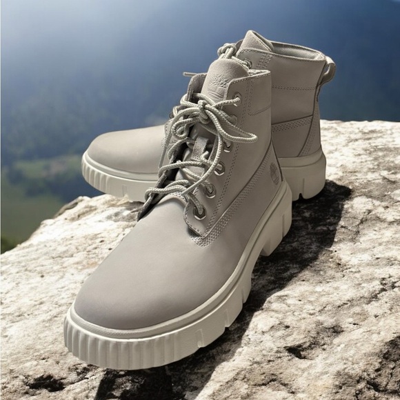 Women’s Timberland Greyfield Lace Up Lightweight Suede Sneaker Boot. NWT Size 8. - Picture 8 of 11
